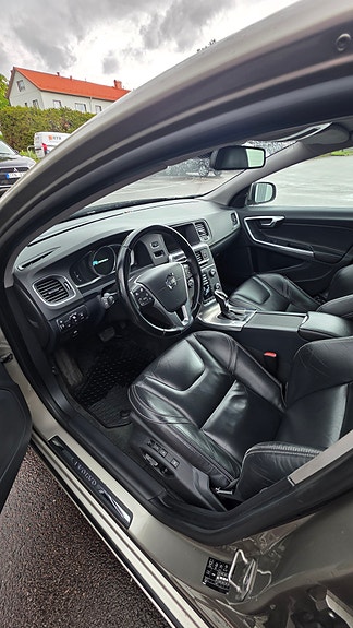 Volvo S60 6 of 7