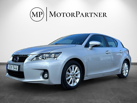 Lexus CT200h 3 of 15