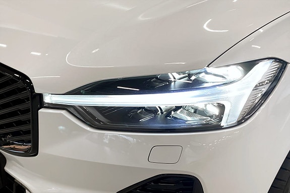 Volvo XC60 12 of 15