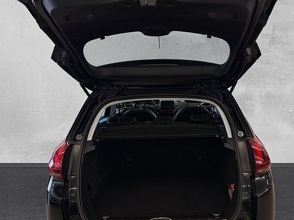 Peugeot 2008 9 of 26