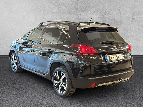 Peugeot 2008 3 of 5
