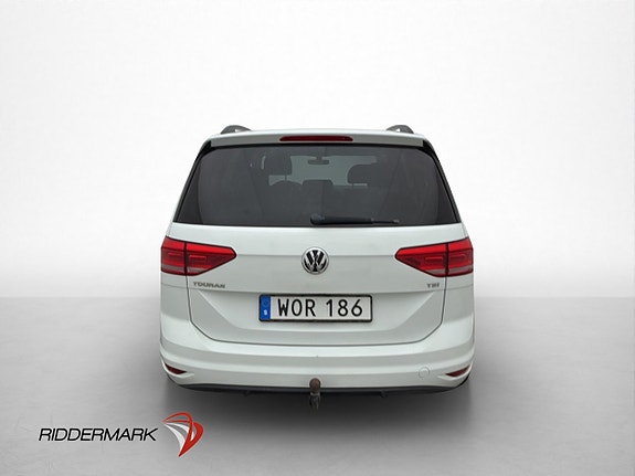 Volkswagen Touran 7 of 30