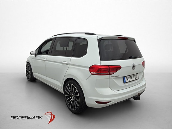 Volkswagen Touran 6 of 30