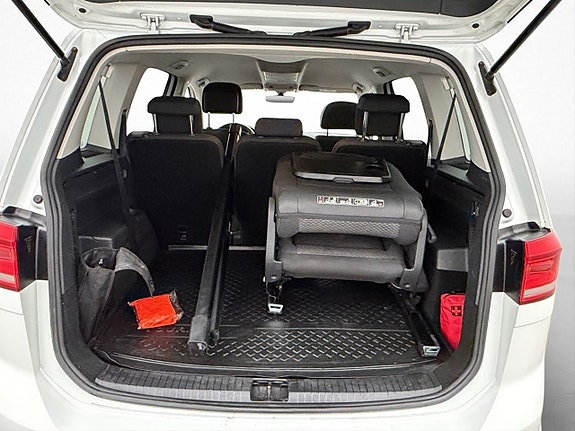 Volkswagen Touran 26 of 30