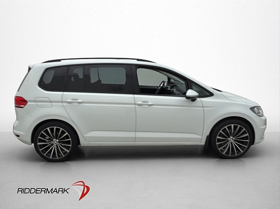 Volkswagen Touran 9 of 30
