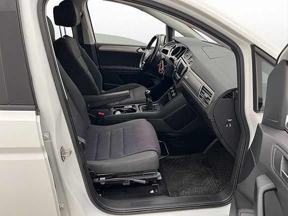 Volkswagen Touran 23 of 30