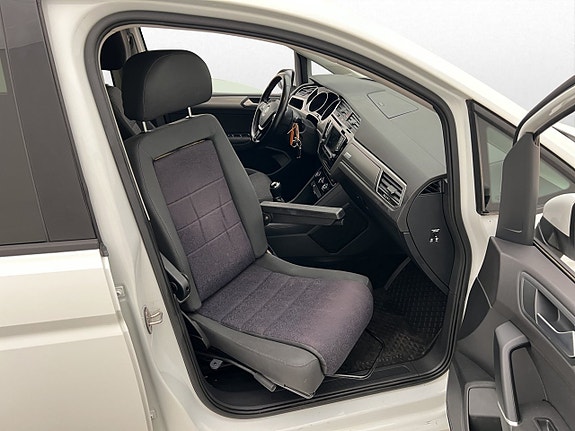 Volkswagen Touran 11 of 30