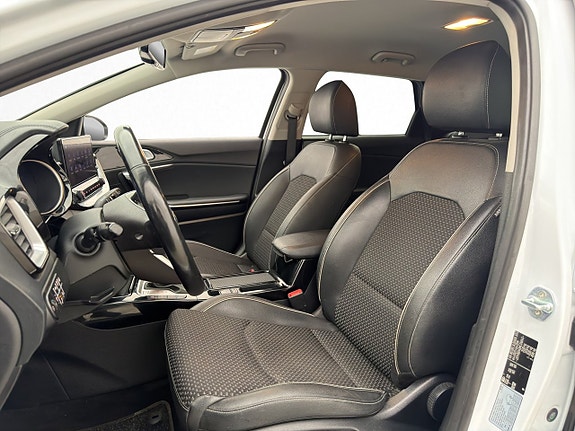 Kia Ceed 14 of 30
