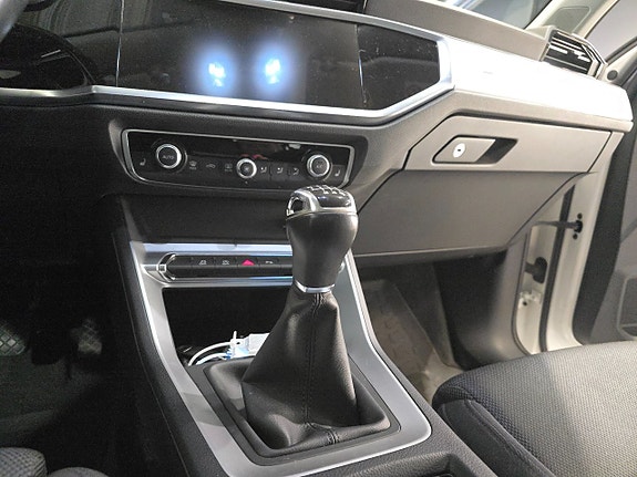 Audi Q3 9 of 11