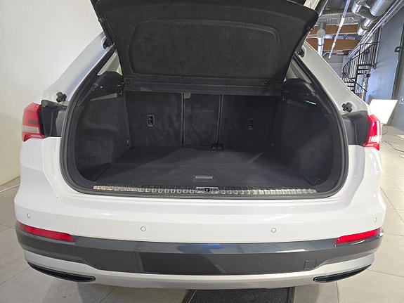 Audi Q3 5 of 5
