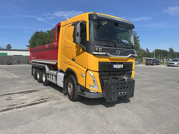 Volvo FH Schaktbil tridem med frontplog 2 of 8