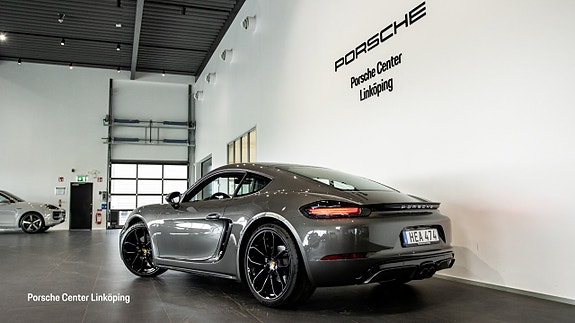 Porsche 718 Cayman 5 of 5