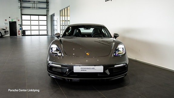 Porsche 718 Cayman 2 of 5