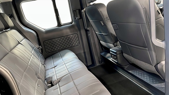 Kia PV5 5 of 13
