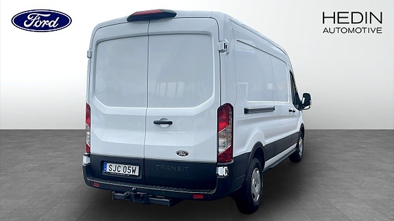 Ford Transit 2 of 5