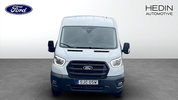 Ford Transit 8 of 9