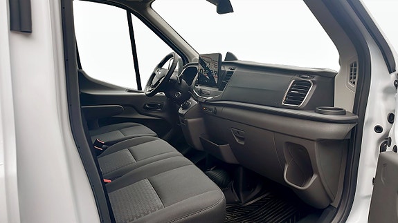 Ford Transit 3 of 5