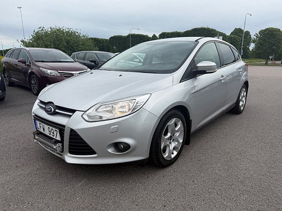 Ford Focus 9 of 21