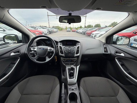 Ford Focus 15 of 21