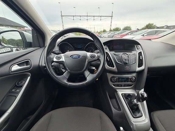 Ford Focus 17 of 21