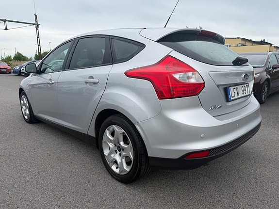 Ford Focus 3 of 21