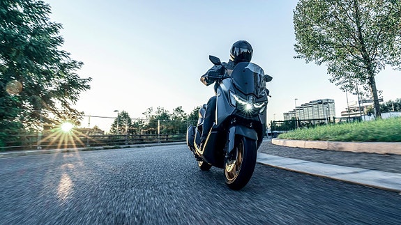 Yamaha NMAX 155 Tech MAX 2 of 2