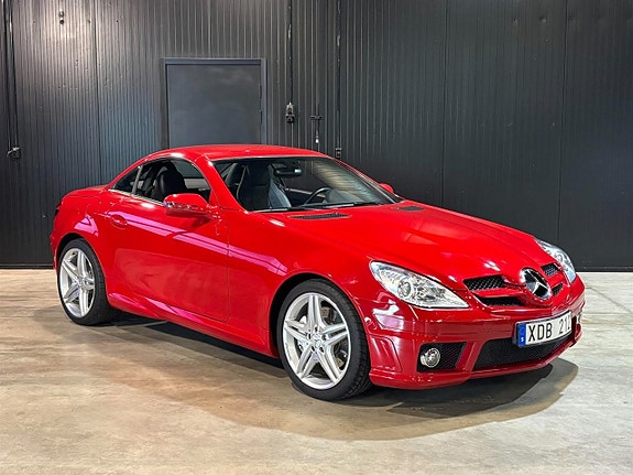 Mercedes-Benz SLK350 4 of 5