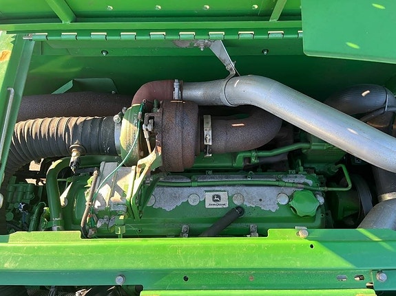 John Deere W540 19 of 24