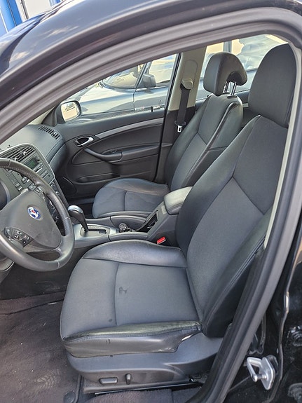 Saab 9-3 9 of 17