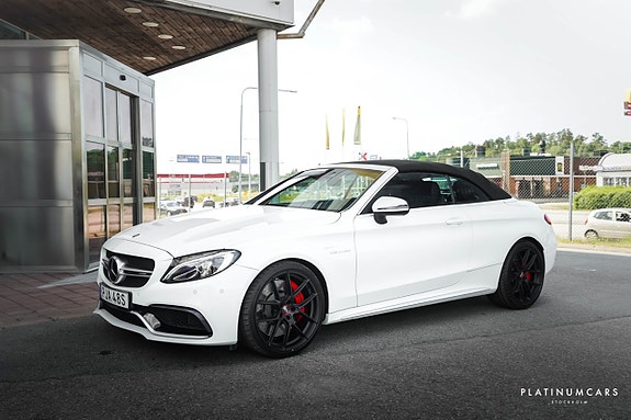 Mercedes-Benz C63 21 of 24