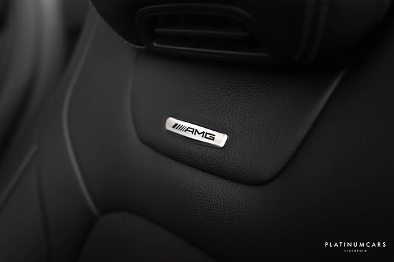 Mercedes-Benz C63 17 of 24
