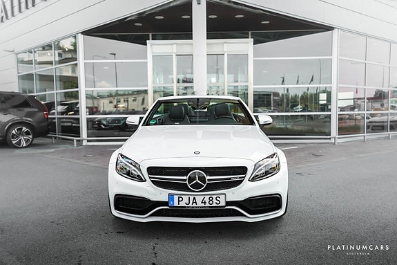 Mercedes-Benz C63 3 of 5