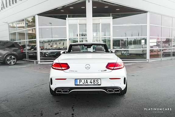 Mercedes-Benz C63 4 of 5
