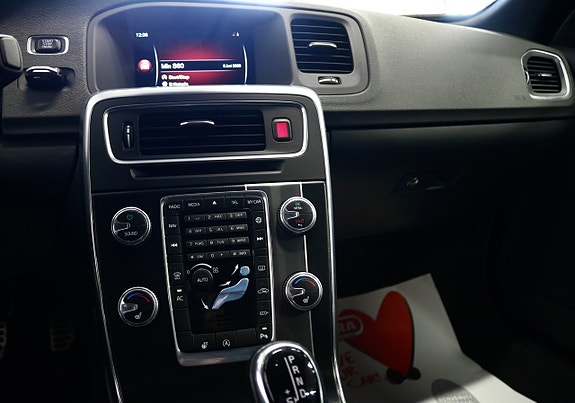 Volvo S60 14 of 21