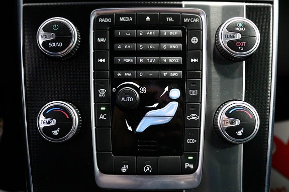 Volvo S60 17 of 21