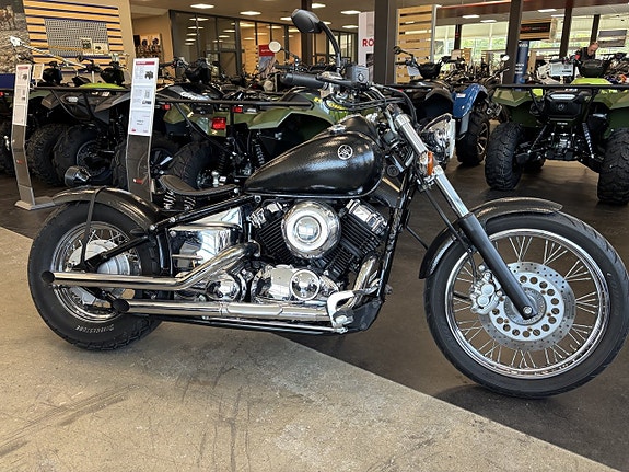 Yamaha XVS 650 4VR Special Custom Bobber 2 of 15