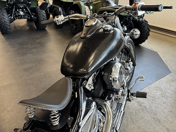 Yamaha XVS 650 4VR Special Custom Bobber 5 of 15