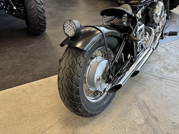 Yamaha XVS 650 4VR Special Custom Bobber 9 of 15