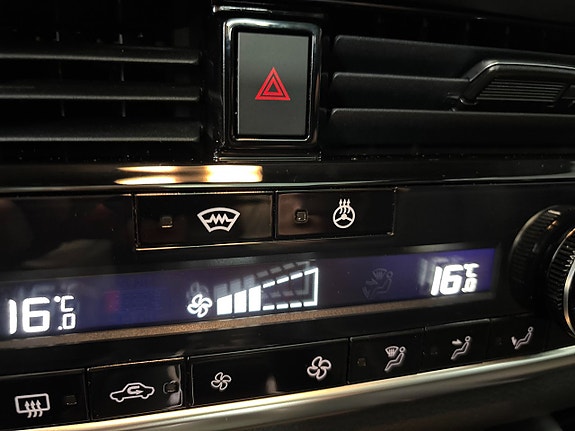 Nissan Qashqai 27 of 28