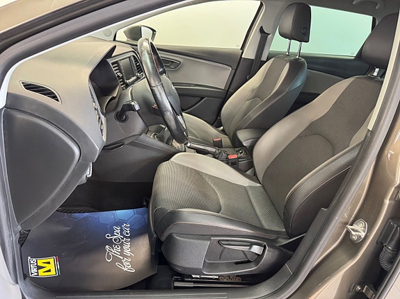 Seat Leon 10 of 18