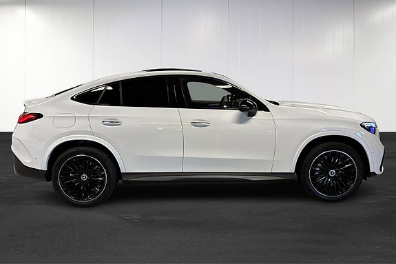Mercedes-Benz GLC400 e 8 of 24