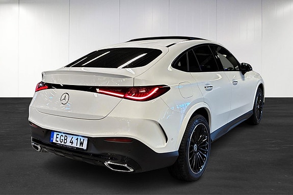 Mercedes-Benz GLC400 e 3 of 5