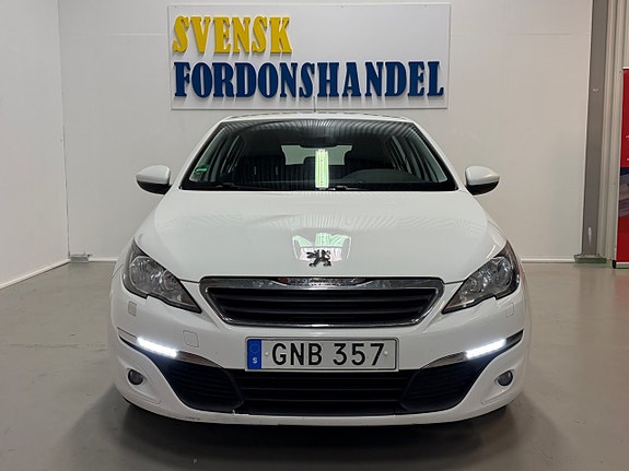 Peugeot 308 4 of 5