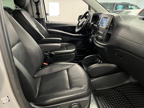 Mercedes-Benz Vito 119 11 of 11