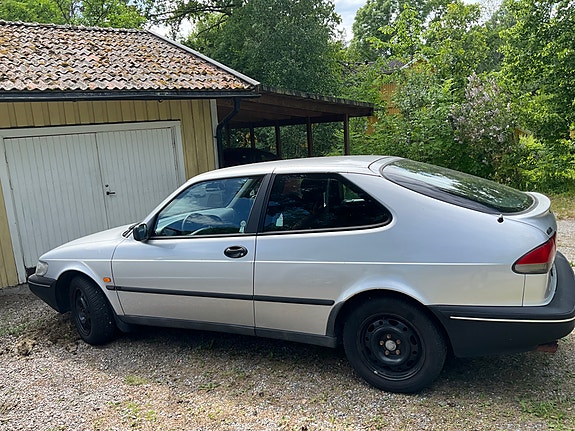 Saab 900 3 of 3