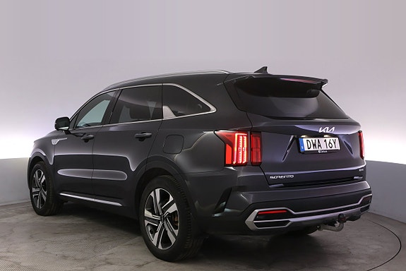 Kia Sorento 4 of 27