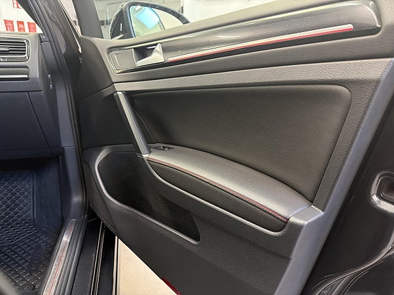 Volkswagen Golf I 29 of 29