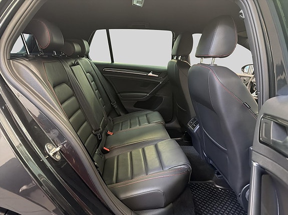 Volkswagen Golf I 11 of 29