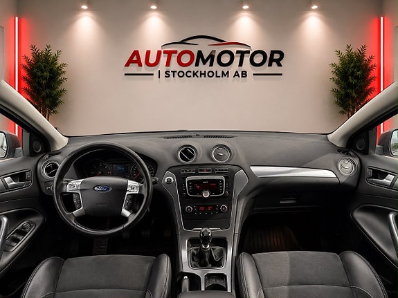 Ford Mondeo 13 of 13