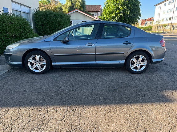 Peugeot 407 2 of 5